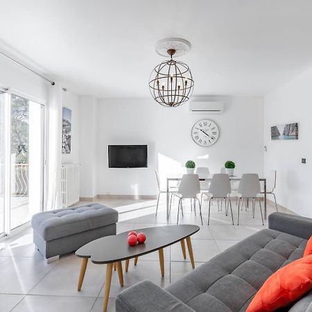 L'Angeannie Villa Рокфор-ла-Бедюл Екстериор снимка